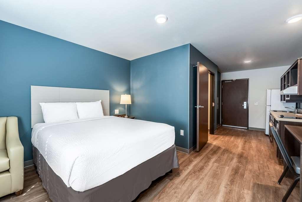 Extended Stay America Suites - New Orleans - Airport - I-10 Kenner Room photo